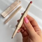 خط لب و رژ لب دو سر شیگلم رنگ