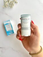 ضدآفتاب استیکی اسکین ۱۰۰۴ سنتلا ماداگاسکار