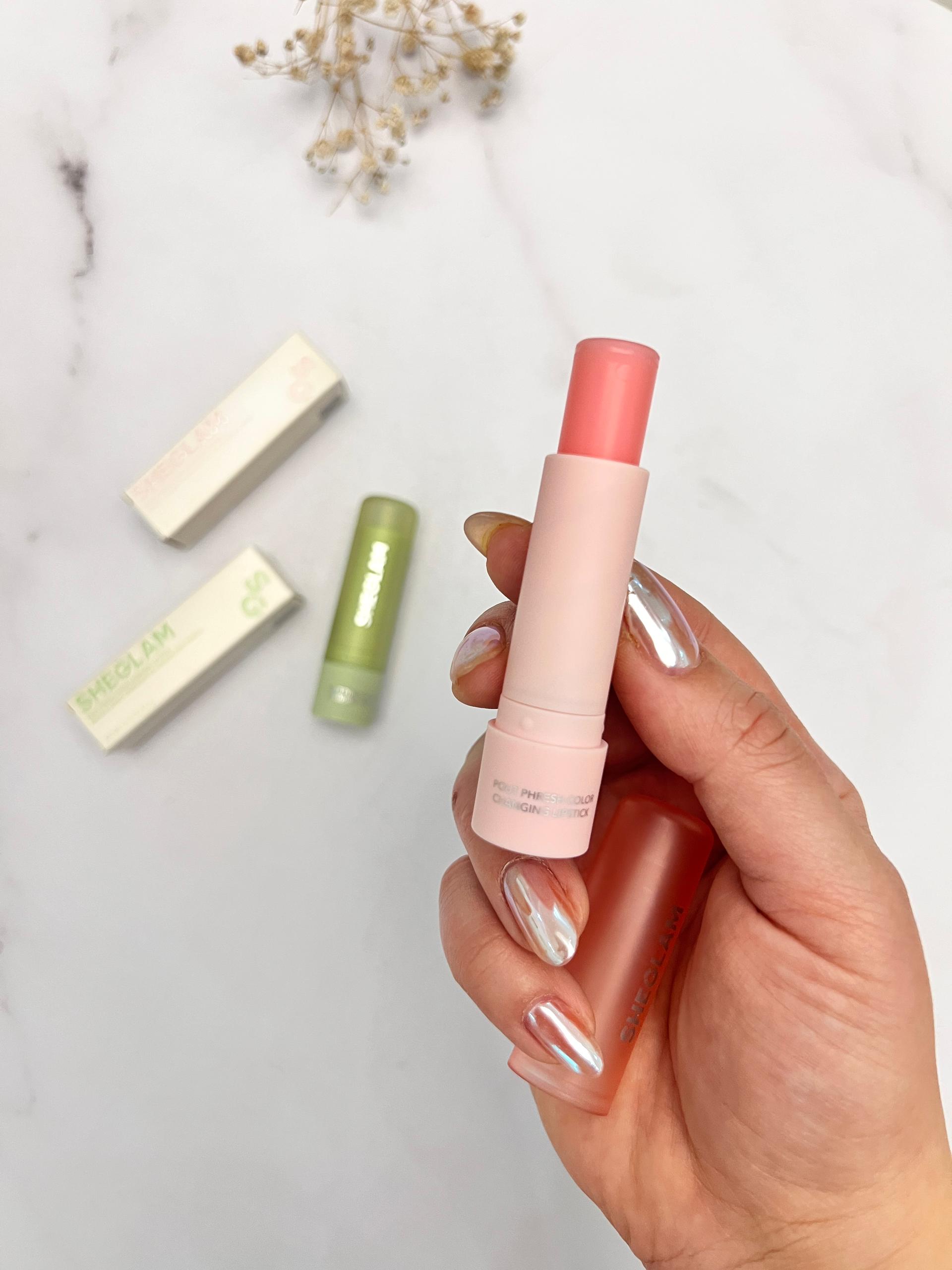 WhatsApp Image 2024-11-23 at 10.34.00 بالم لب تقویتی شیگلم Pout PHres Color Changing Lipstick - Image 1