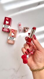 رژلب جامد آبرسان کالکشن هلو کیتی شیگلم  Hello Kitty｜SHEGLAM Be My Baby