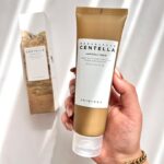 فوم شستشوی آمپولی تسکین دهنده سنتلا اسکین 1004  SKIN1004 MADAGASCAR CENTELLA - AMPOULE FOAM