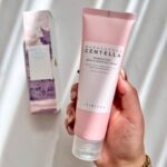 فوم شستشوی عمقی کنترل کننده‌ی منافذ سنتلا اسکین