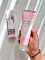 فوم شستشوی عمقی کنترل کننده‌ی منافذ سنتلا اسکین